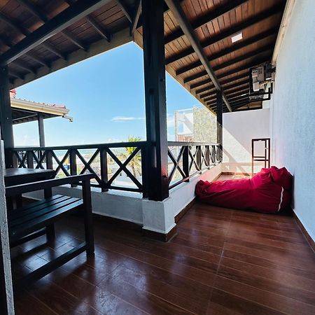 Cozy Sea View Inn Hikkaduwa Kültér fotó