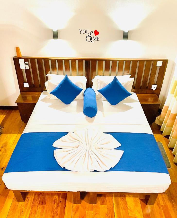 Cozy Sea View Inn Hikkaduwa Kültér fotó