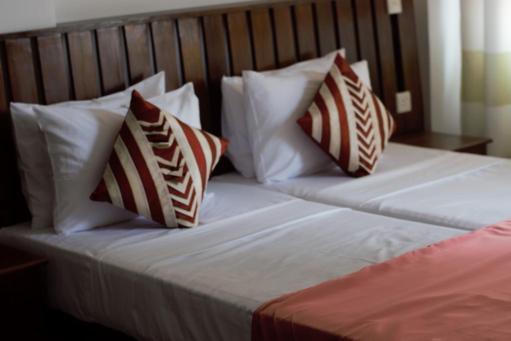 Cozy Sea View Inn Hikkaduwa Kültér fotó