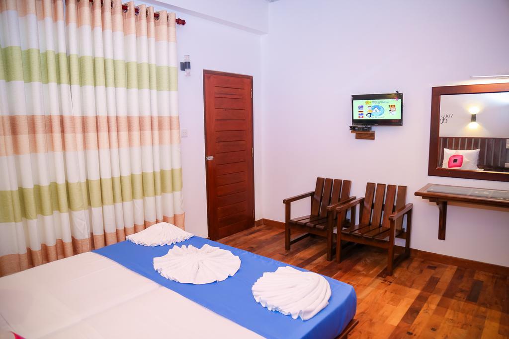 Cozy Sea View Inn Hikkaduwa Kültér fotó